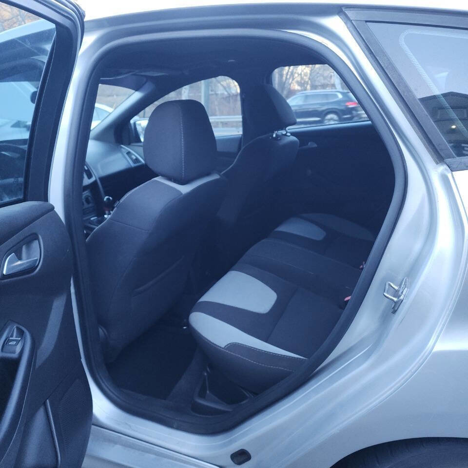 Used 2014 Ford Focus ST image 11