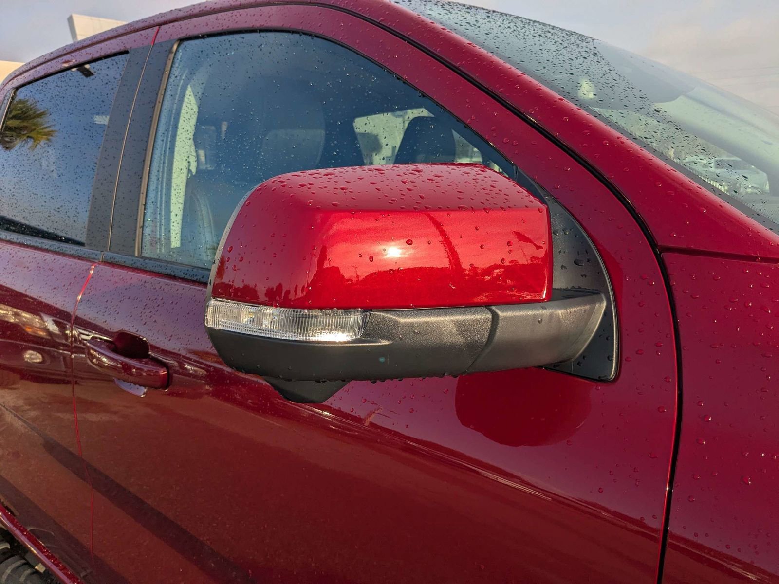 Used 2025 Ford Ranger Lariat w/ FX4 Off-Road Package image 12