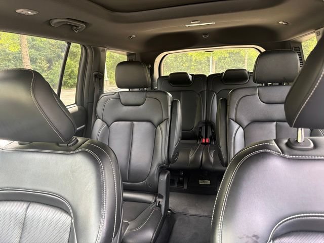 Used 2025 Jeep Grand Cherokee L Limited w/ Luxury Tech Group II RWD image 19