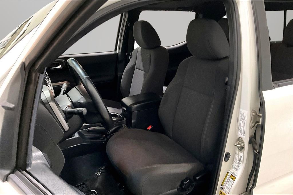 Used 2017 Toyota Tacoma SR5 image 22