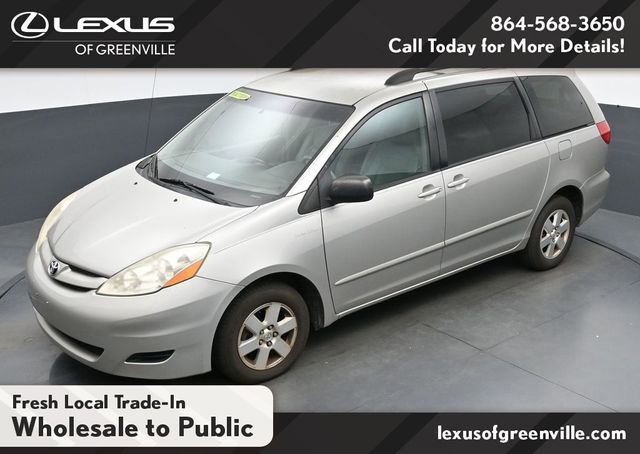 Used 2010 Toyota Sienna LE image 24