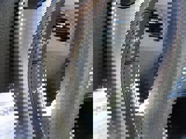 Used 2013 Hyundai Elantra GLS image 11