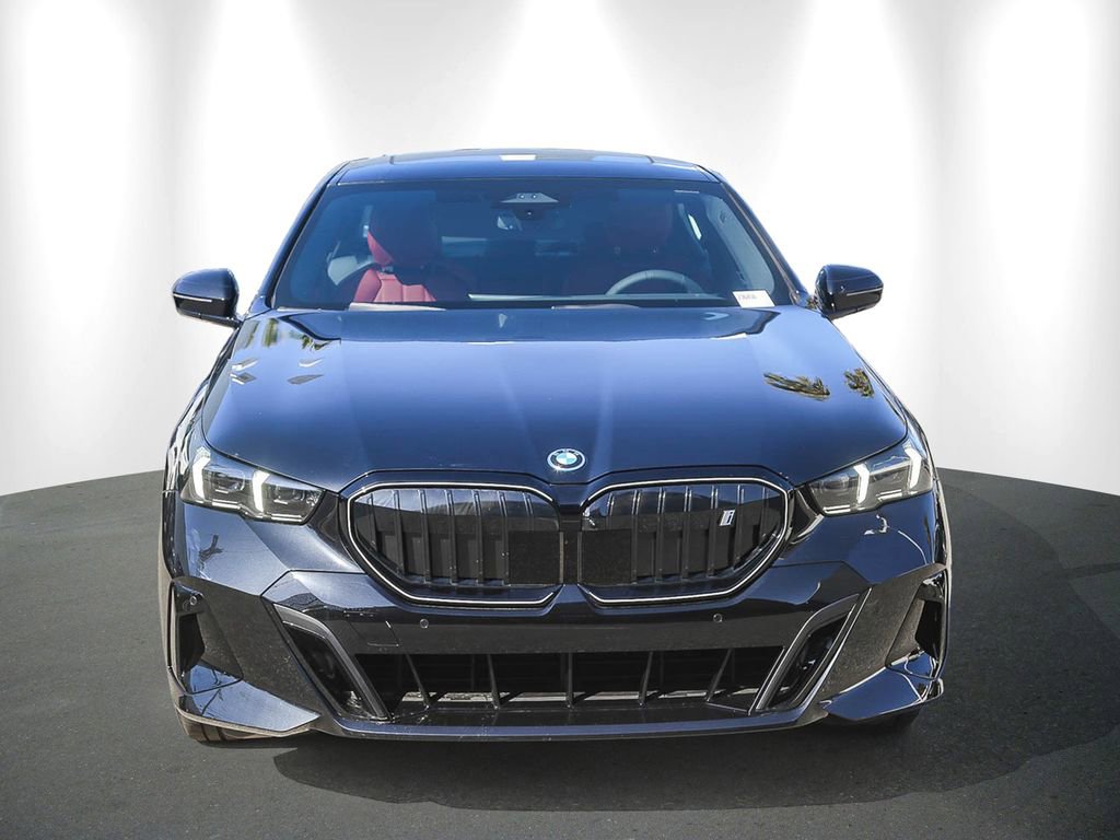 New 2026 BMW i5 eDrive40 w/ M Sport Package RWD image 2