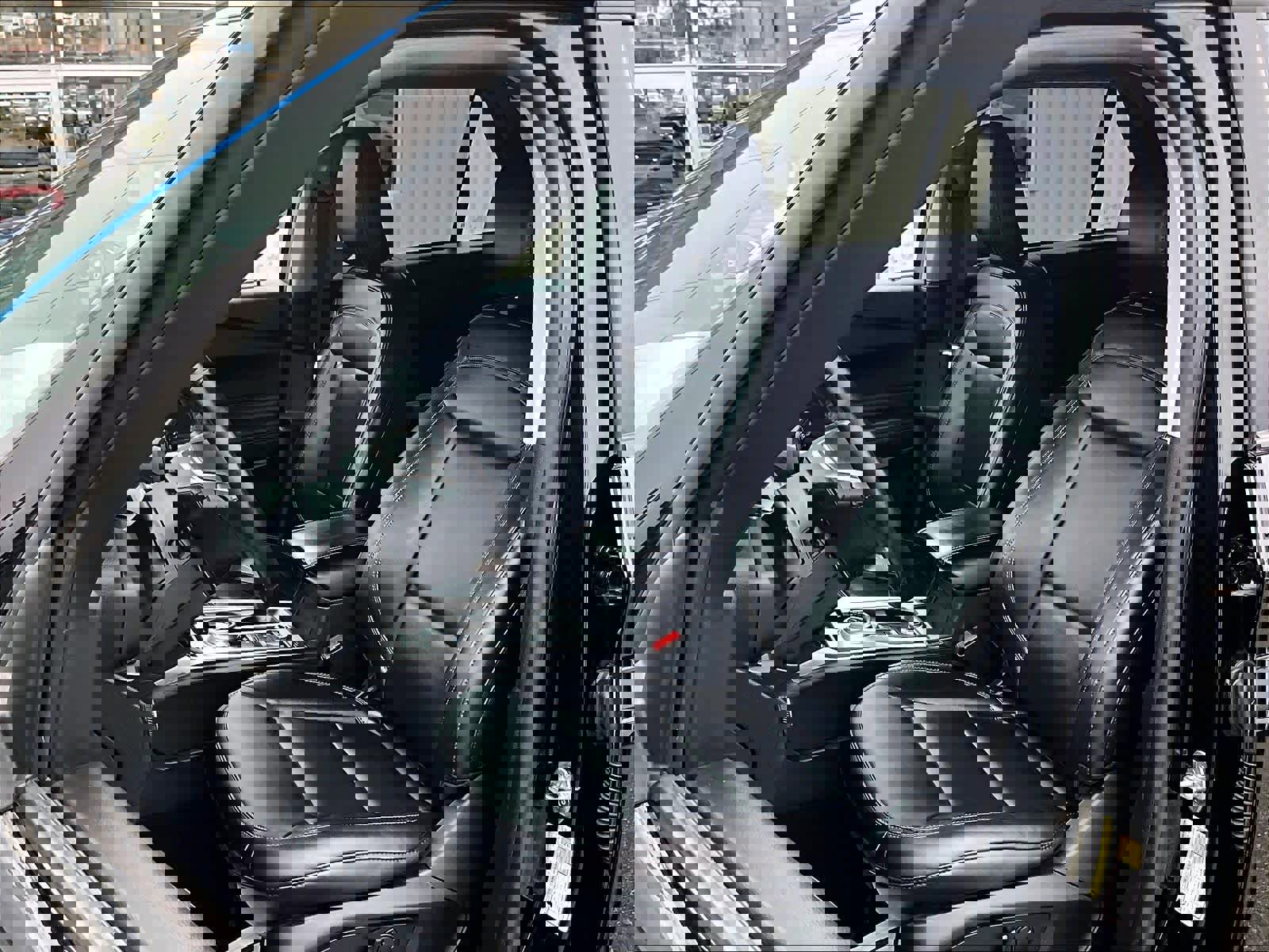 Used 2023 Ford Explorer XLT w/ Equipment Group 202A image 10