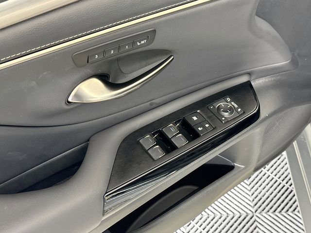 Used 2023 Lexus ES 350 F Sport w/ Accessory Package (Z2) image 18
