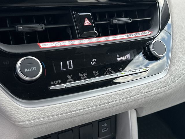 Certified 2025 Toyota Corolla Cross LE w/ Moonroof Package image 16