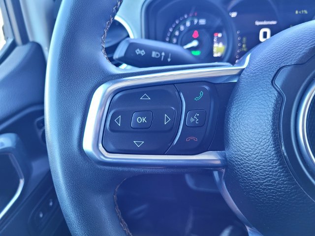 Used 2024 Jeep Wrangler Unlimited Sahara AWD/4WD image 24