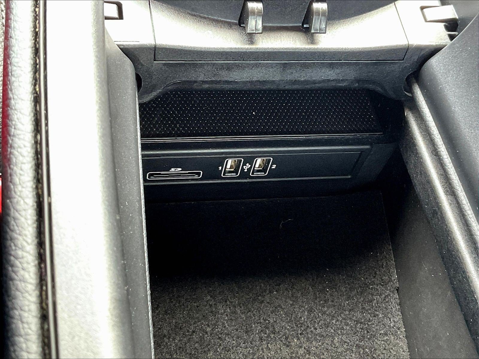 Used 2016 Mercedes-Benz C 300 Sedan image 16