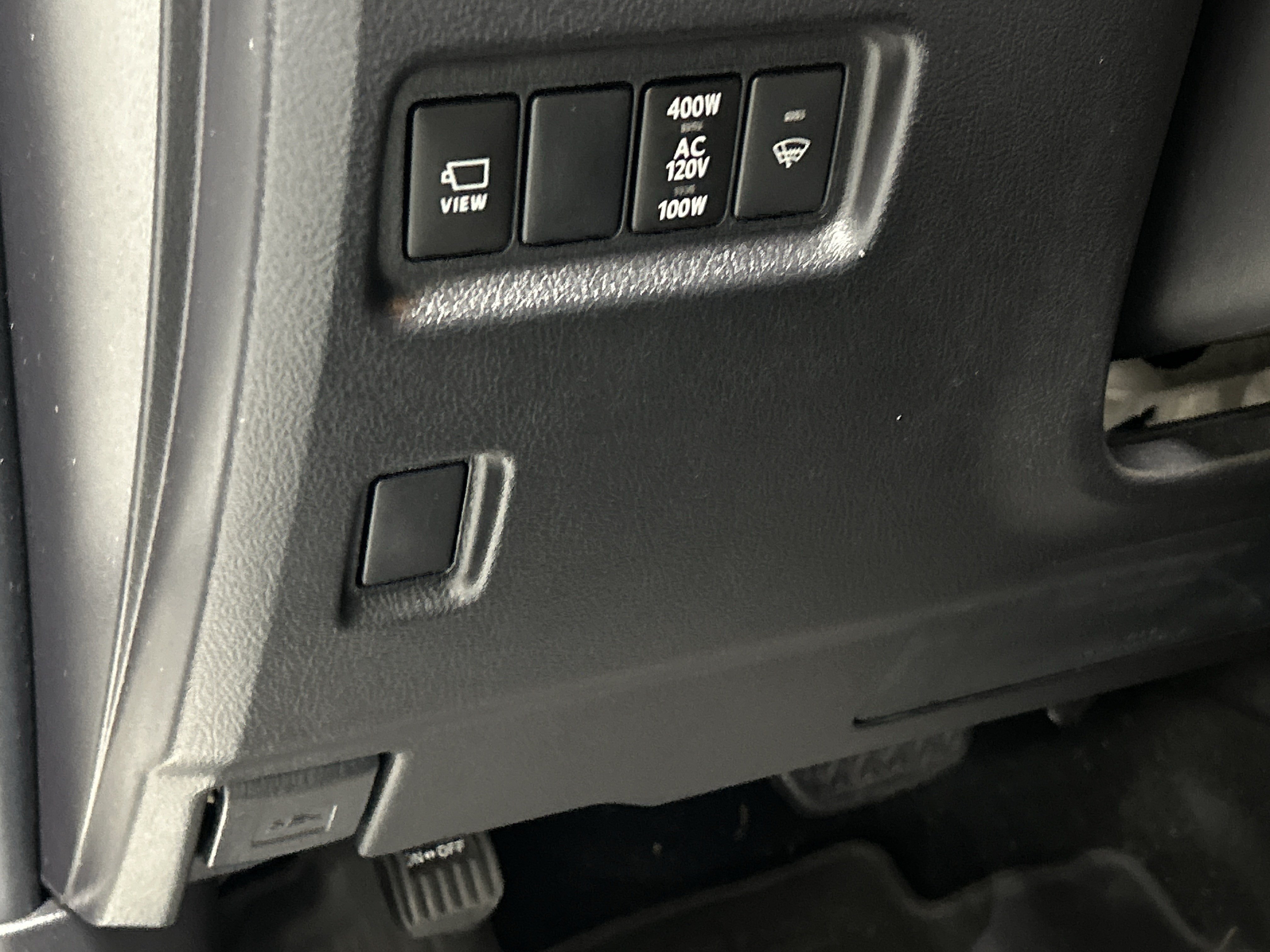 Used 2023 Toyota 4Runner Limited AWD/4WD image 17