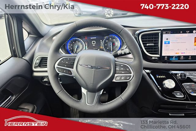 New 2026 Chrysler Voyager LX FWD image 7