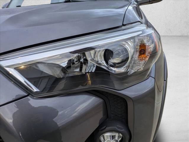 Used 2021 Toyota 4Runner SR5 Premium image 9