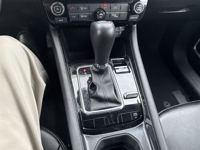 Used 2023 Jeep Compass Latitude image 46