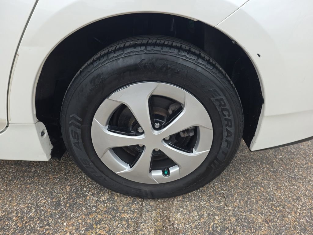 Used 2013 Toyota Prius Two image 10