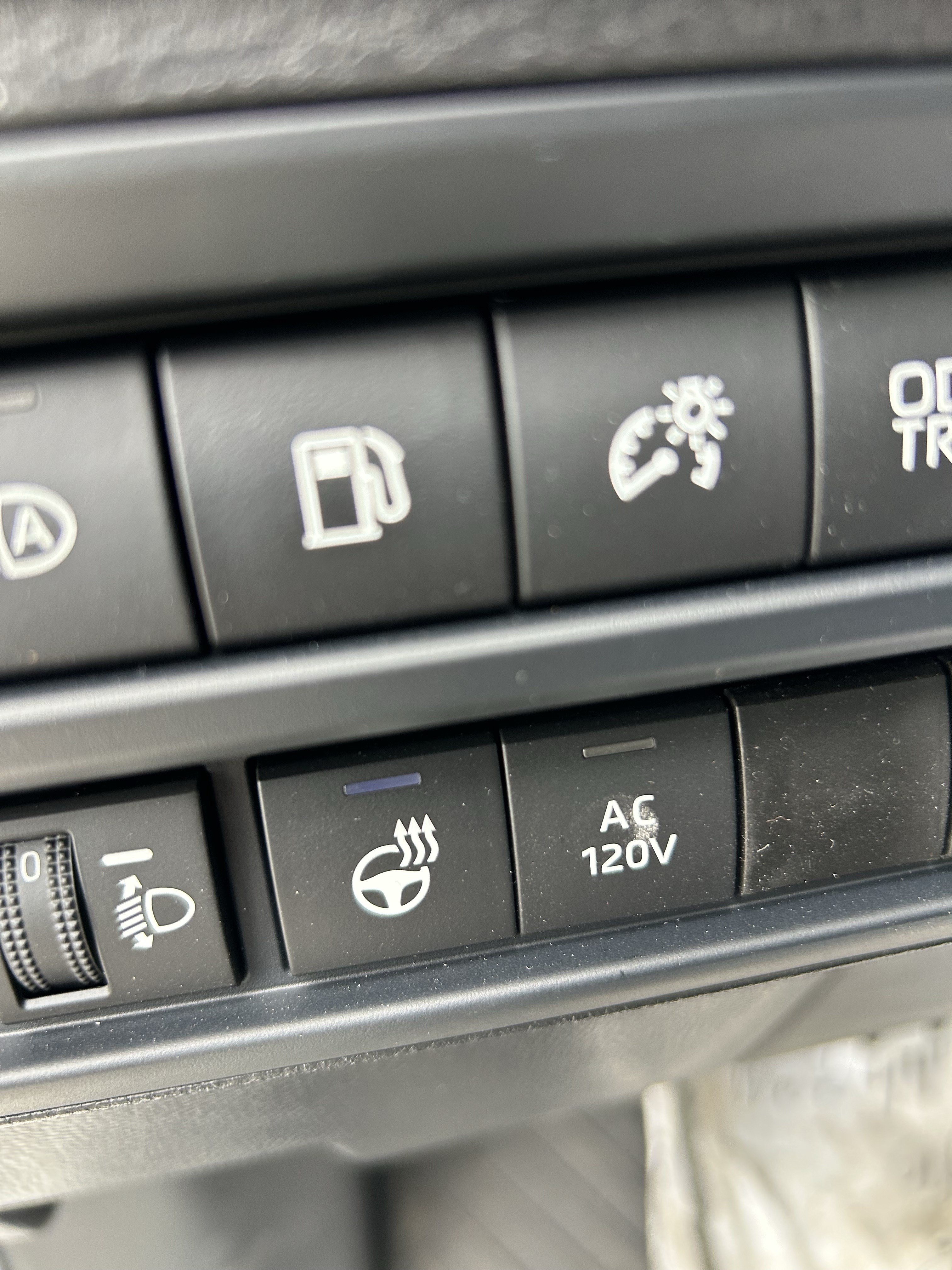 Used 2026 Toyota Tundra Limited w/ TRD Off-Road Package AWD/4WD image 20