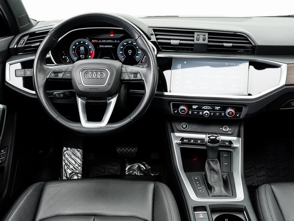 Certified 2022 Audi Q3 2.0T Premium Plus w/ Premium Plus Package AWD/4WD image 15