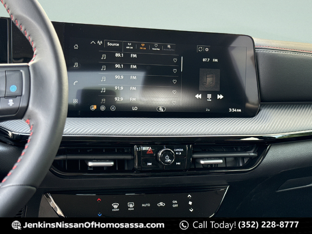 New 2026 Nissan Kicks SR FWD image 31