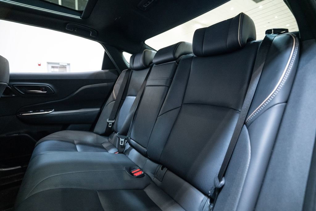 Certified 2024 Toyota Crown Limited image 38