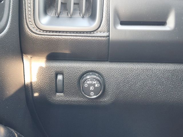 Used 2017 GMC Canyon SLT w/ Driver Alert Package image 22