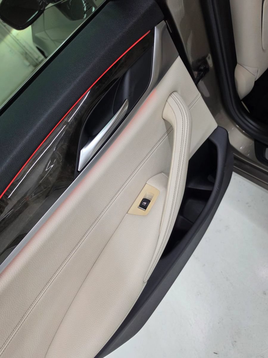 Used 2018 BMW 540i RWD image 51