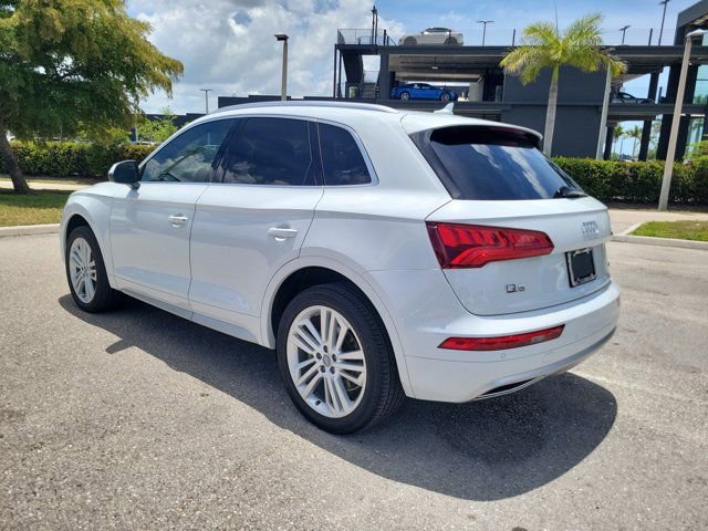 Used 2019 Audi Q5 2.0T Premium Plus w/ Premium Plus Package AWD/4WD image 5