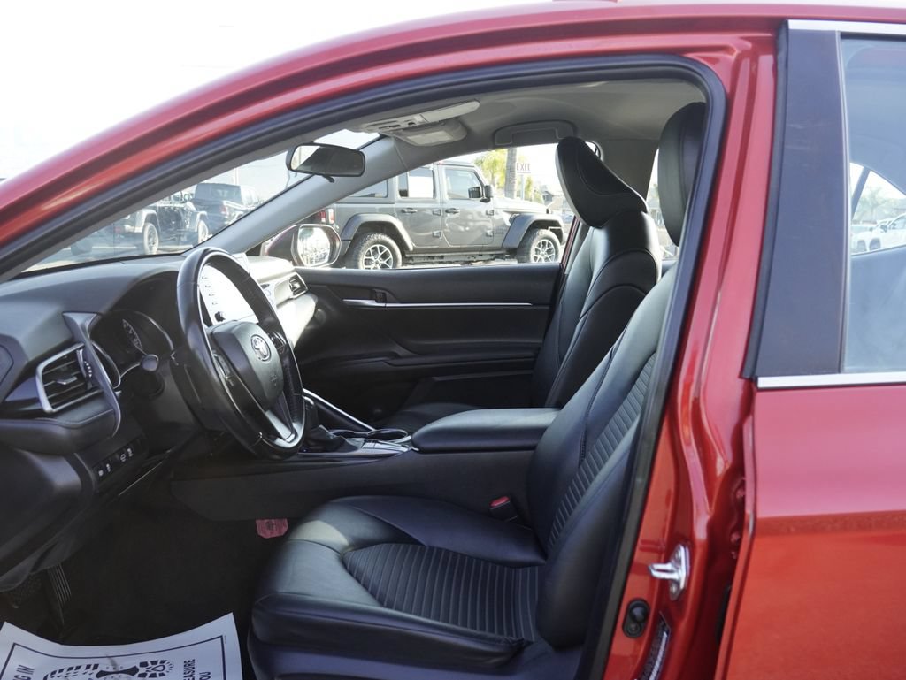 Used 2023 Toyota Camry SE FWD image 19