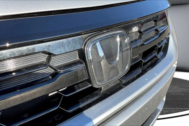 Used 2025 Honda Odyssey Touring image 36