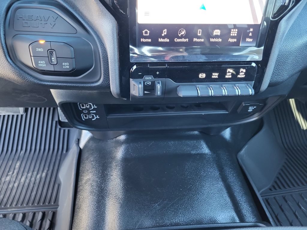 New 2026 RAM 2500 Tradesman AWD/4WD image 24