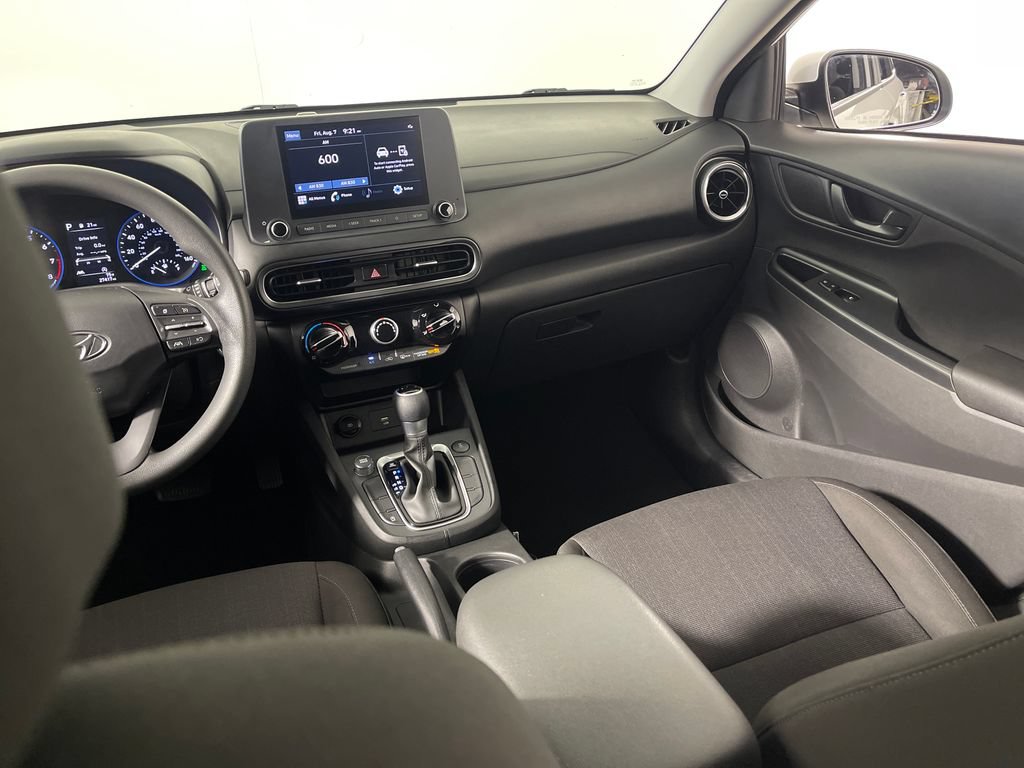 Certified 2022 Hyundai Kona SEL w/ Cargo Package AWD/4WD image 17