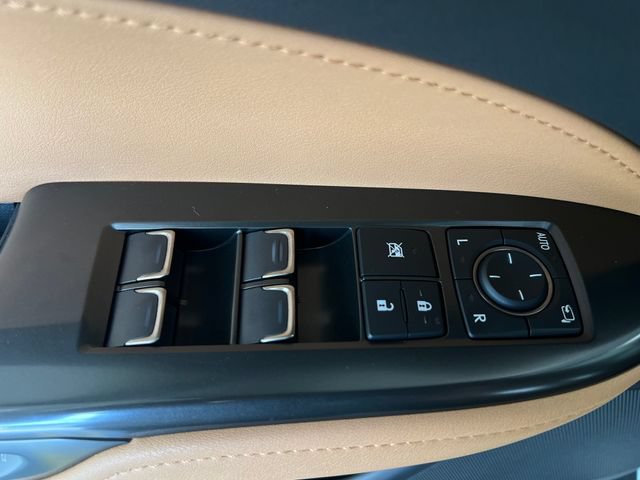 Used 2024 Lexus NX 450h+ AWD w/ Vision Package image 31