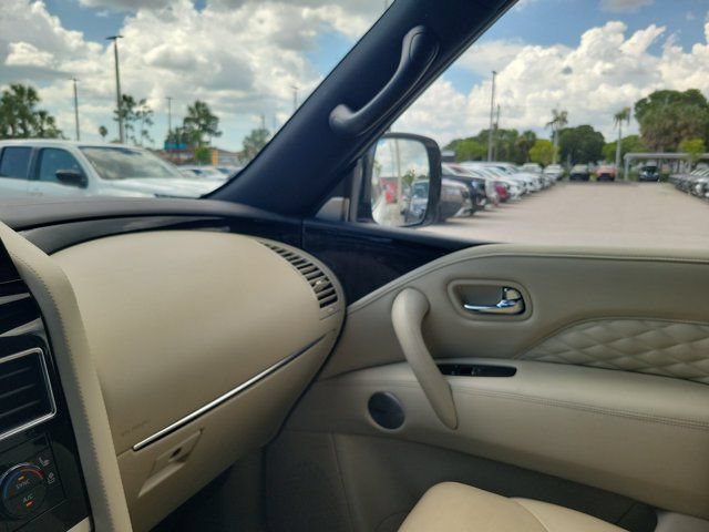 Used 2024 INFINITI QX80 Sensory AWD/4WD image 31