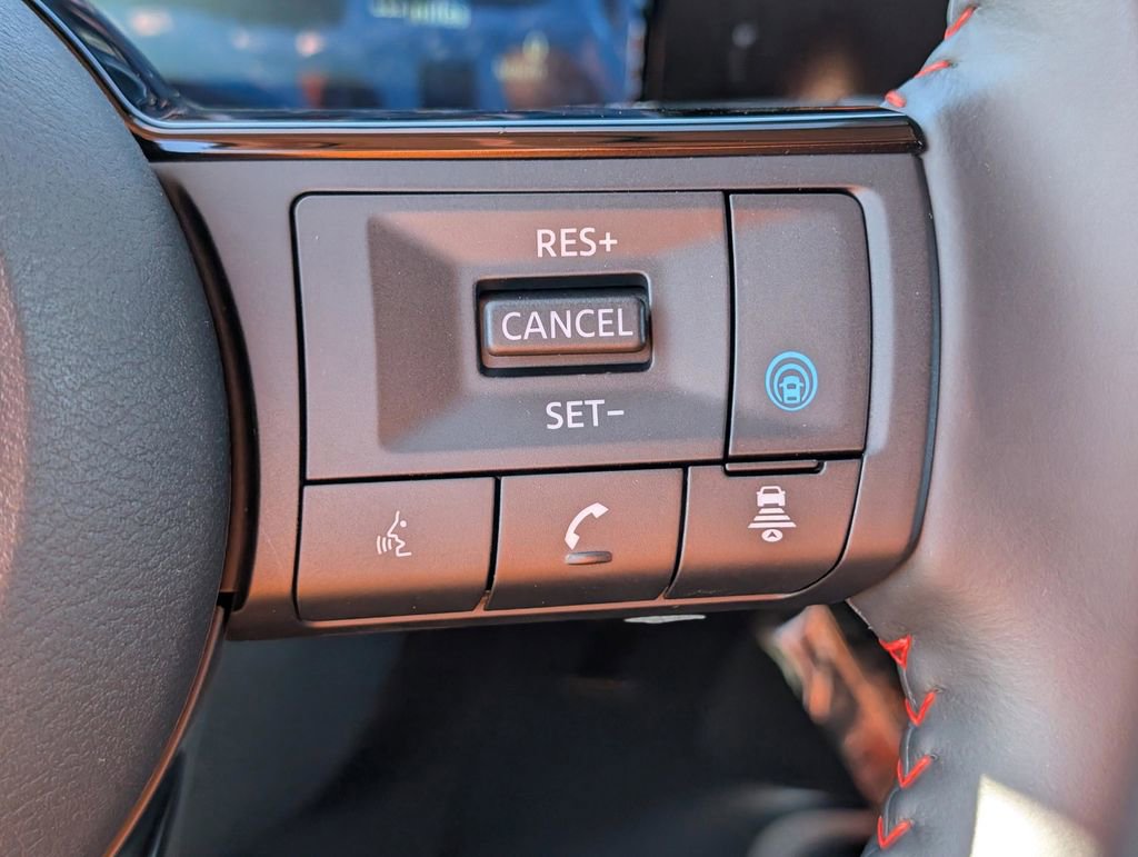 New 2025 Nissan Kicks SR image 19