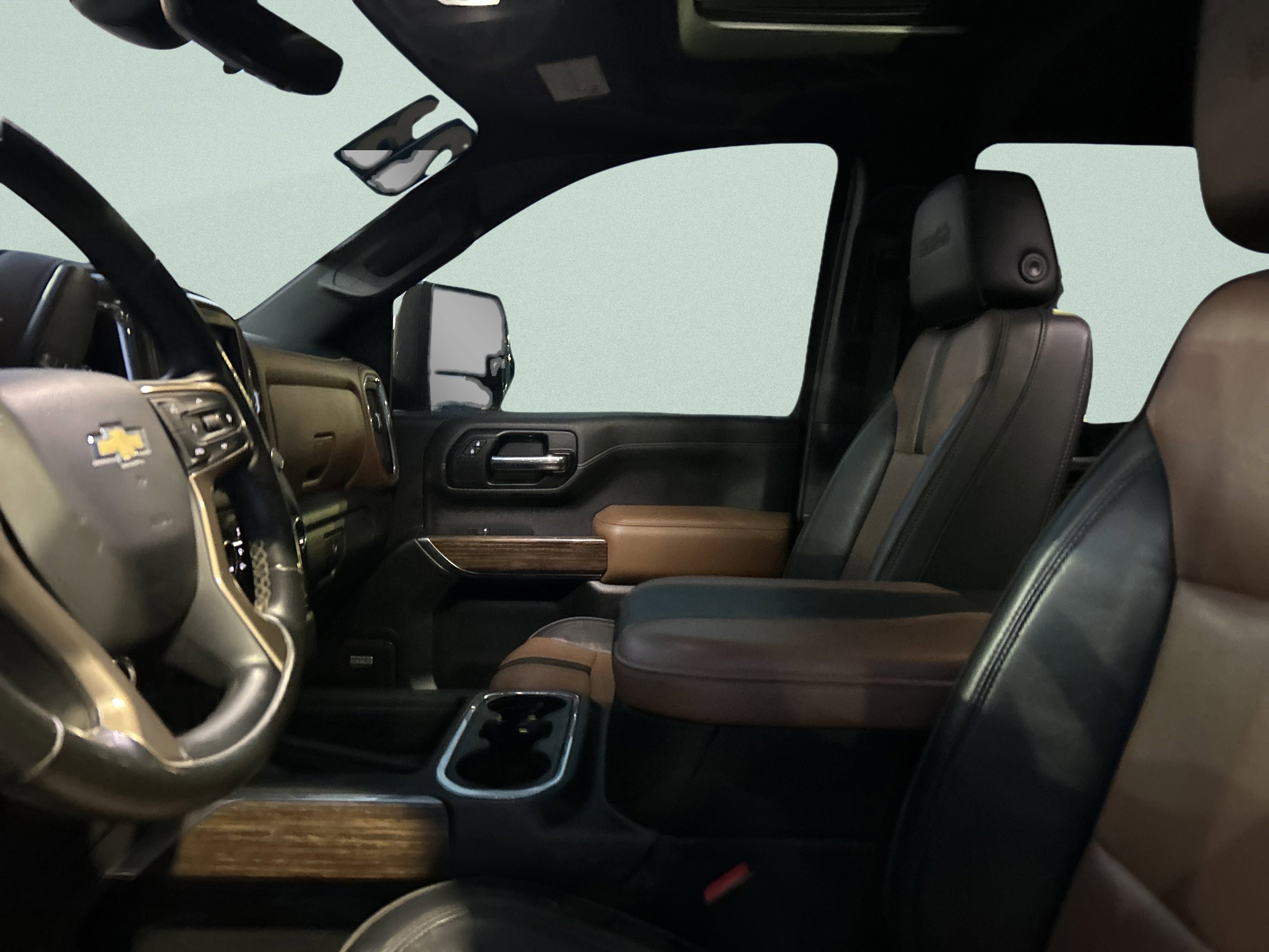 Used 2023 Chevrolet Silverado 2500 High Country w/ Z71 Off-Road Package image 11