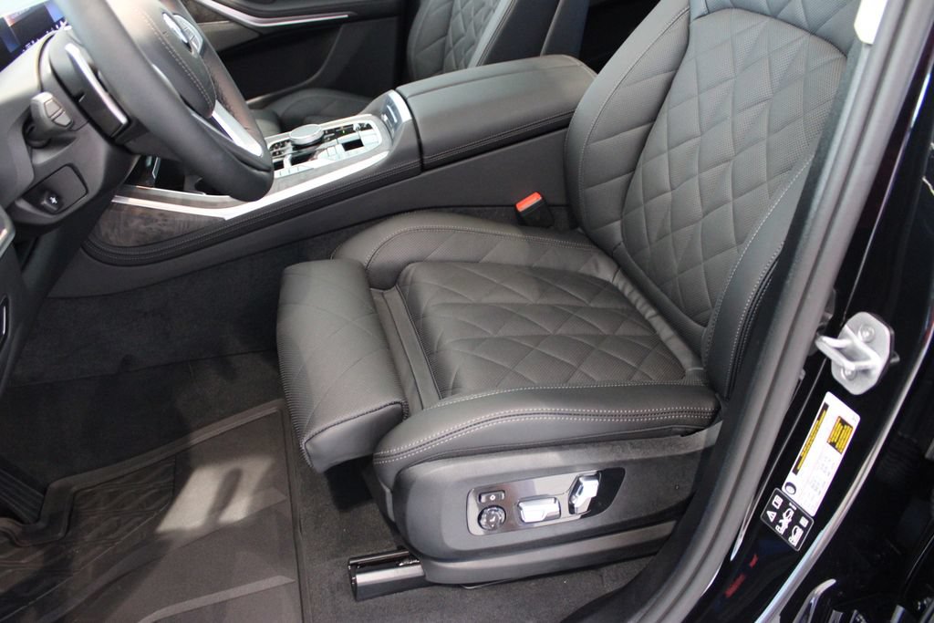 New 2027 BMW X7 xDrive40i AWD/4WD image 9