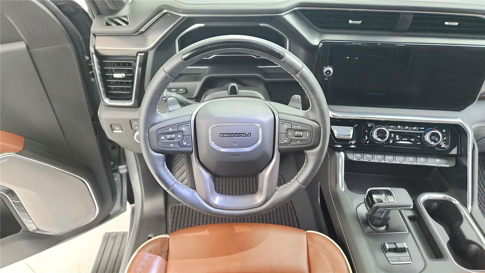 Used 2024 GMC Sierra 1500 Denali Ultimate AWD/4WD image 17