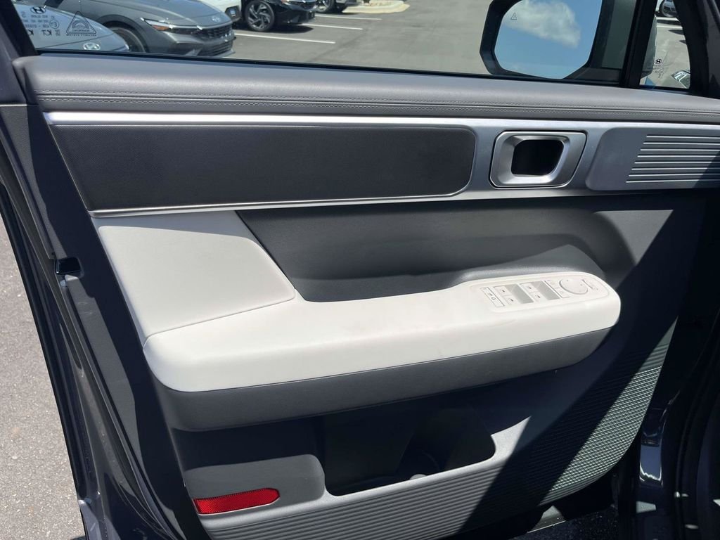 New 2027 Hyundai Santa Fe SE FWD image 13