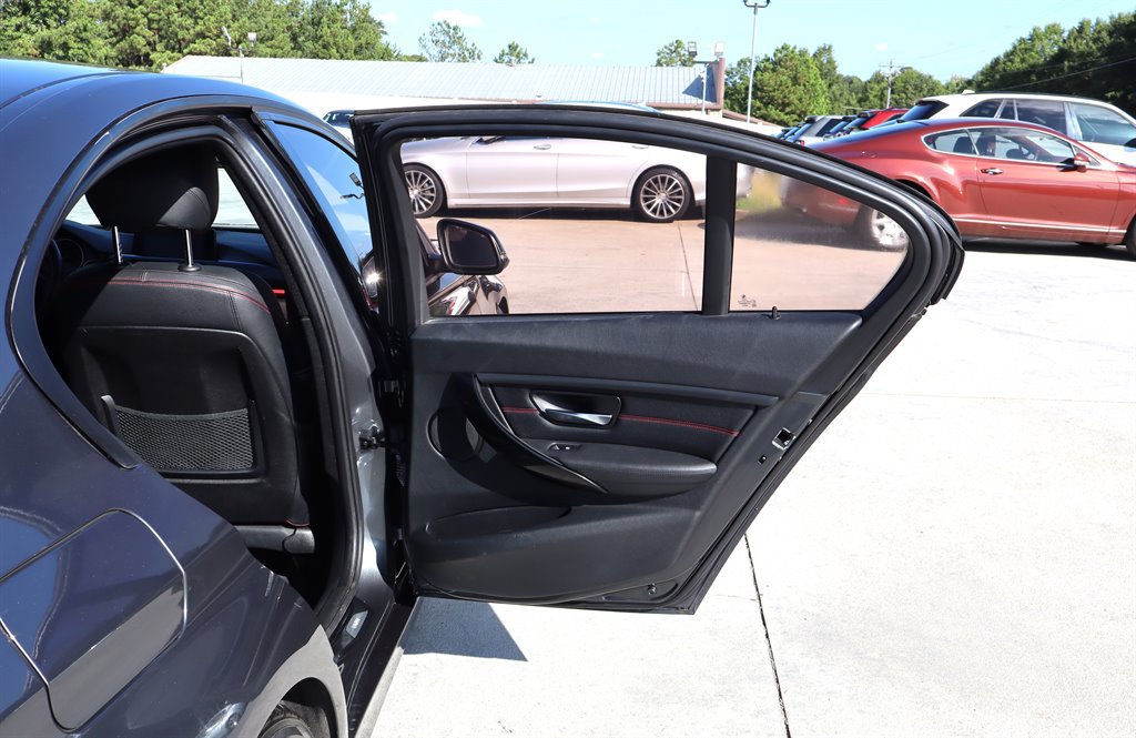 Used 2014 BMW 328d Sedan RWD image 36