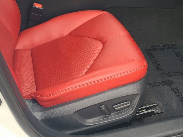 Used 2019 Toyota Camry XSE image 10