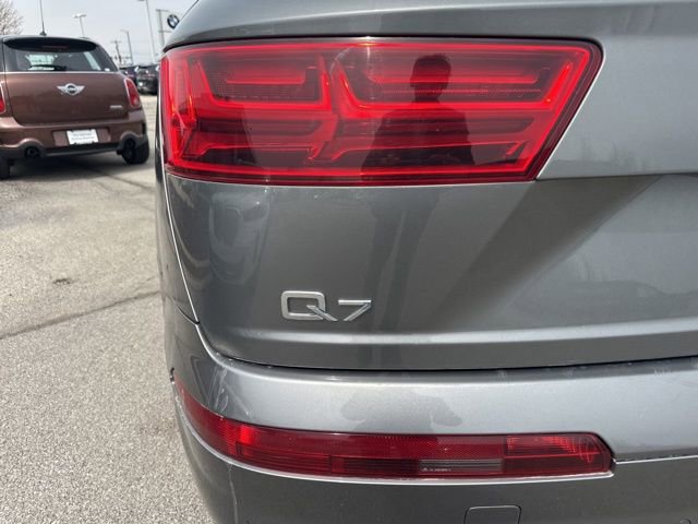 Used 2018 Audi Q7 3.0T Prestige AWD/4WD image 6
