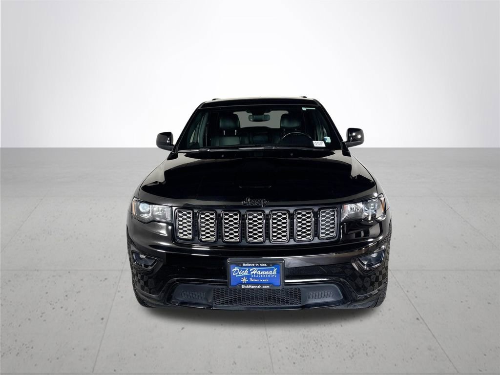 Used 2020 Jeep Grand Cherokee Altitude image 3