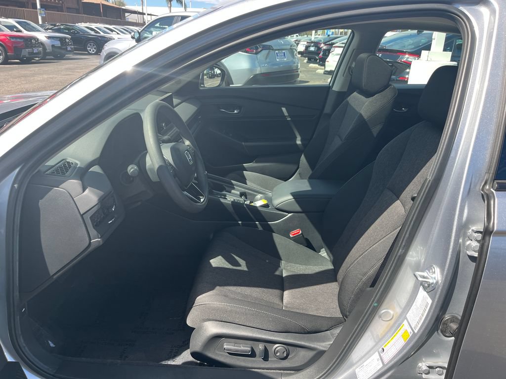 Used 2024 Honda Accord EX image 9