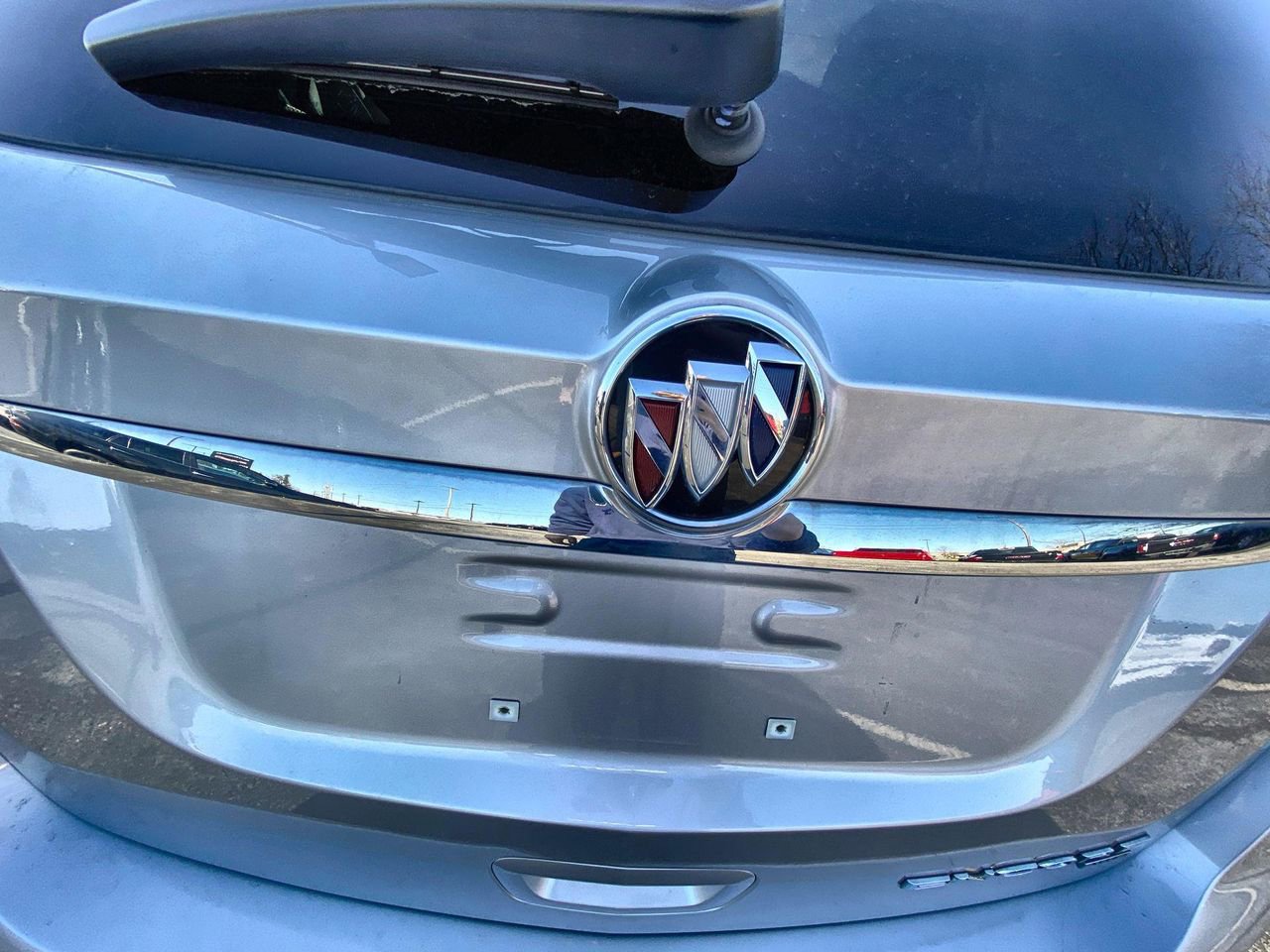 Certified 2022 Buick Encore Preferred w/ Safety Package image 31