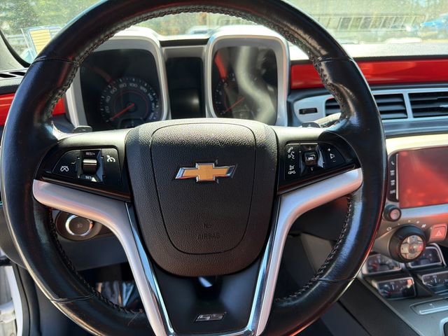 Used 2015 Chevrolet Camaro SS w/ RS Package RWD image 15