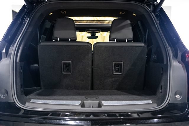 Used 2024 Cadillac XT6 Premium Luxury w/ Technology Package FWD image 25
