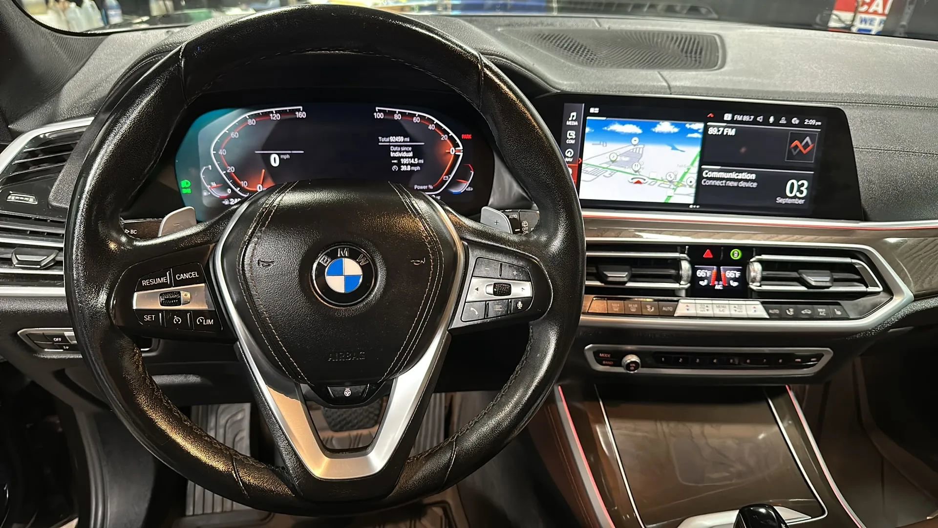 Used 2022 BMW X5 xDrive40i w/ Premium Package image 23