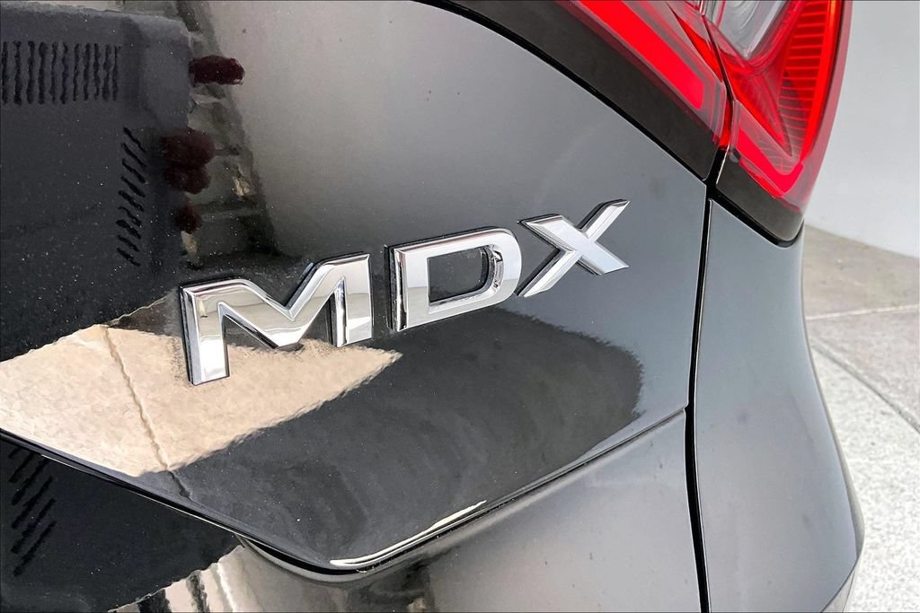 Certified 2026 Acura MDX w/ Technology Package FWD image 38