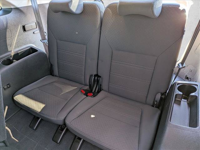 Used 2017 Kia Sorento AWD image 19