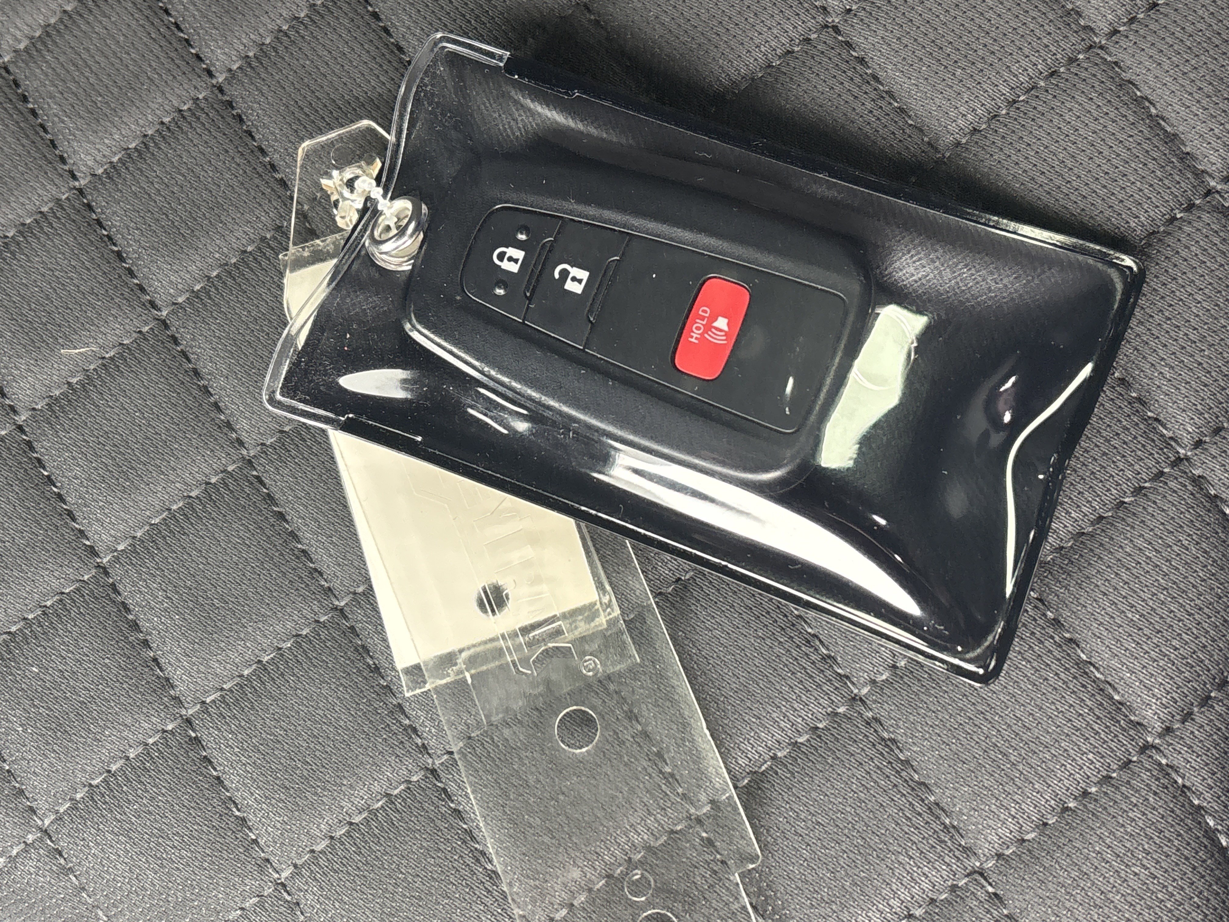 Used 2020 Toyota C-HR XLE FWD image 18