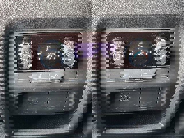 New 2026 Chevrolet Traverse LT image 23