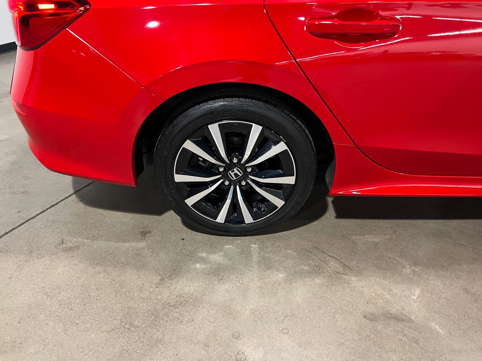 Used 2023 Honda Civic EX image 40