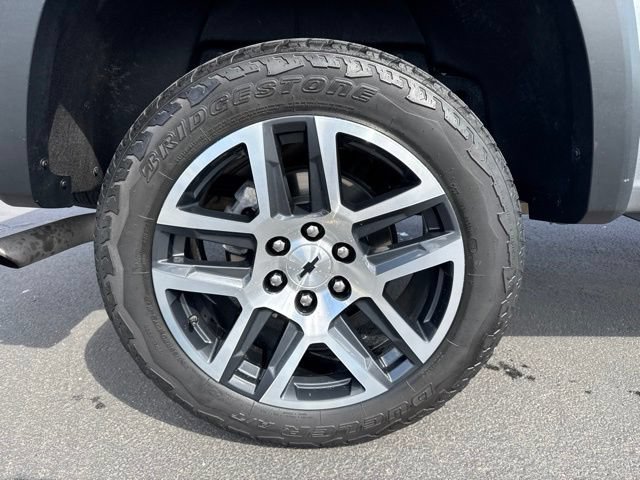 Used 2023 Chevrolet Colorado Z71 w/ Z71 Convenience Package 2 AWD/4WD image 9